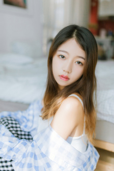 舞蹈生打屁股